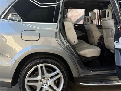 2015 Mercedes-Benz GL 550 4MATIC®   - Photo 19 - Lennox, CA 90304