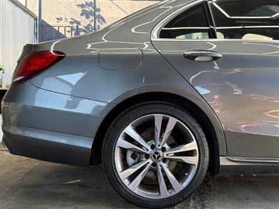 2021 Mercedes-Benz C 300   - Photo 20 - Lennox, CA 90304