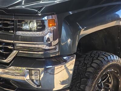 2018 Chevrolet Silverado 1500 LTZ 1LZ   - Photo 21 - Lennox, CA 90304