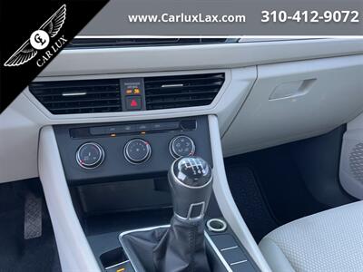 2019 Volkswagen Jetta S   - Photo 13 - Lennox, CA 90304