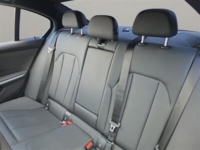 2019 BMW 330i   - Photo 12 - Lennox, CA 90304
