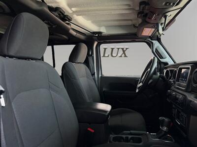 2023 Jeep Gladiator Sport   - Photo 15 - Lennox, CA 90304