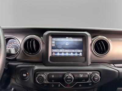 2023 Jeep Gladiator Sport   - Photo 22 - Lennox, CA 90304
