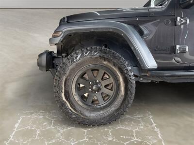 2023 Jeep Gladiator Sport   - Photo 14 - Lennox, CA 90304