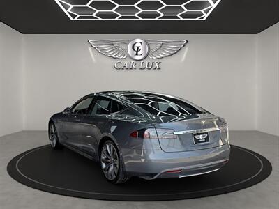 2014 Tesla Model S   - Photo 5 - Lennox, CA 90304