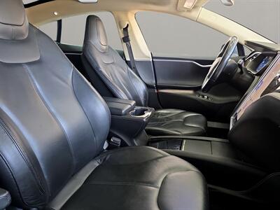 2014 Tesla Model S   - Photo 15 - Lennox, CA 90304