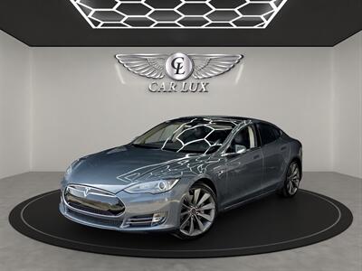 2014 Tesla Model S   - Photo 3 - Lennox, CA 90304