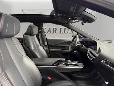 2024 Cadillac LYRIQ Sport - Photo 15 - Lennox, CA 90304