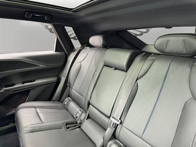 2024 Cadillac LYRIQ Sport - Photo 13 - Lennox, CA 90304