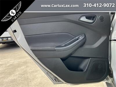 2014 Ford Focus ST   - Photo 20 - Lennox, CA 90304