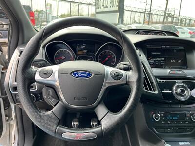 2014 Ford Focus ST   - Photo 23 - Lennox, CA 90304