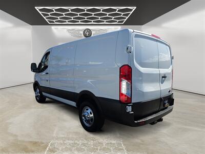 2020 Ford Transit   - Photo 5 - Lennox, CA 90304
