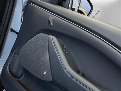 2024 Ford Mustang Mach-E Premium   - Photo 18 - Lennox, CA 90304
