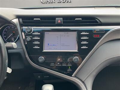 2018 Toyota Camry SE   - Photo 14 - Lennox, CA 90304