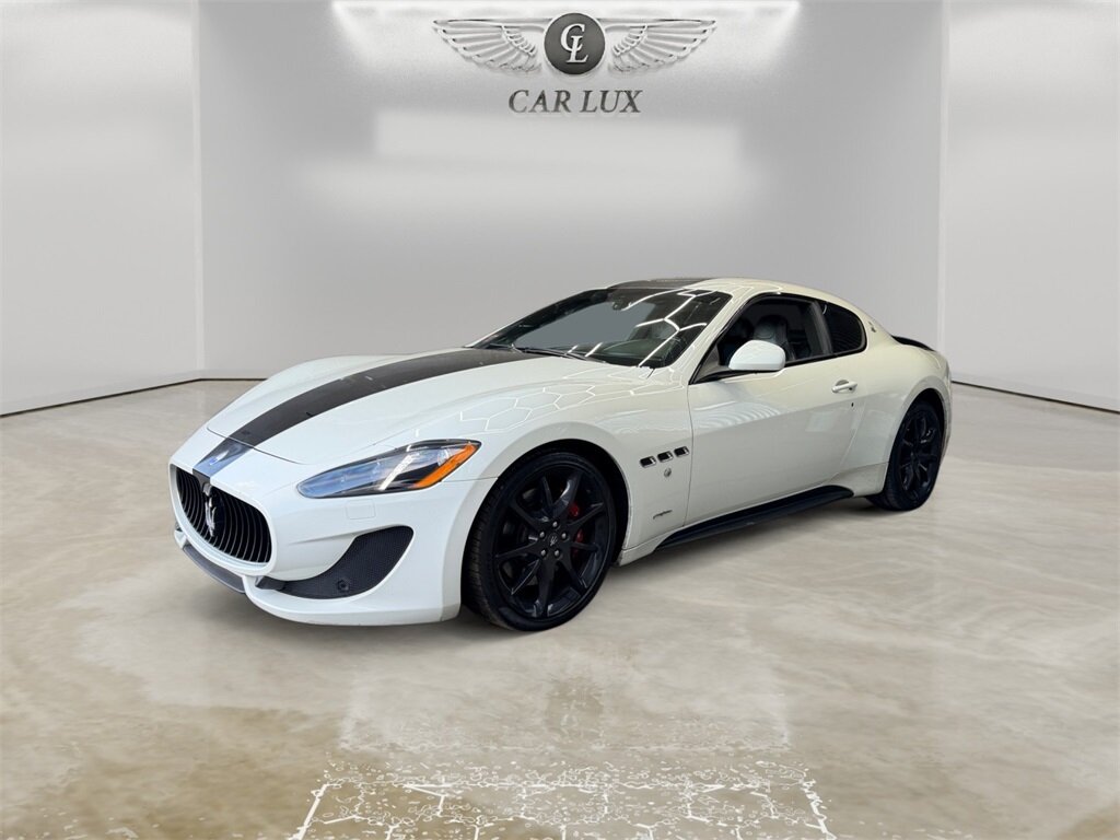 2013 Maserati GranTurismo Sport   - Photo 1 - Lennox, CA 90304