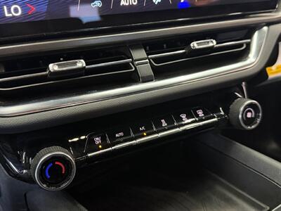 2025 Chevrolet Equinox EV LT - Photo 22 - Lennox, CA 90304
