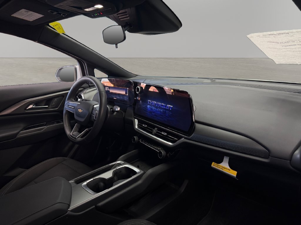 2025 Chevrolet Equinox EV LT - Photo 16 - Lennox, CA 90304