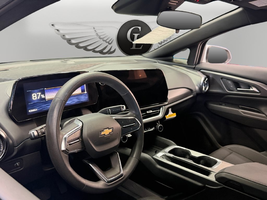 2025 Chevrolet Equinox EV LT - Photo 17 - Lennox, CA 90304