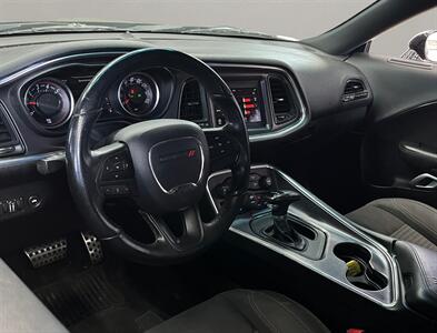 2018 Dodge Challenger R/T   - Photo 17 - Lennox, CA 90304