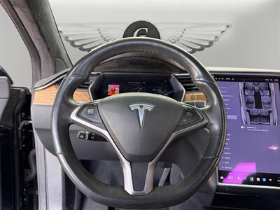 2020 Tesla Model X Long Range - Photo 12 - Lennox, CA 90304