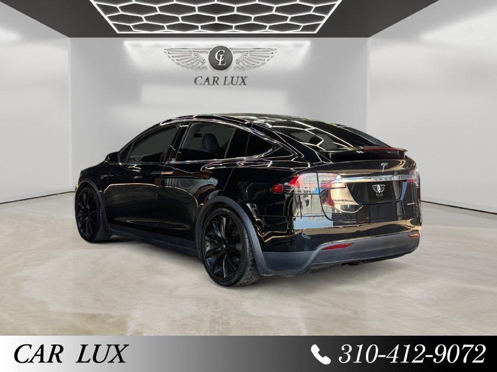 2020 Tesla Model X Long Range - Photo 3 - Lennox, CA 90304