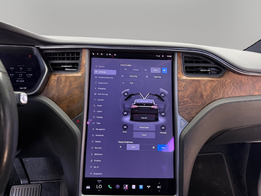 2020 Tesla Model X Long Range - Photo 24 - Lennox, CA 90304