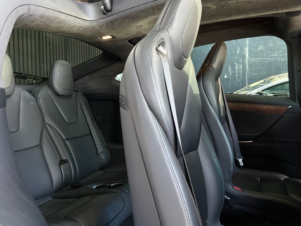 2020 Tesla Model X Long Range - Photo 35 - Lennox, CA 90304
