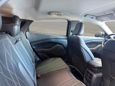2022 Ford Mustang Mach-E Select   - Photo 23 - Lennox, CA 90304