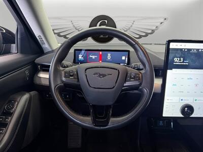 2022 Ford Mustang Mach-E Select   - Photo 12 - Lennox, CA 90304