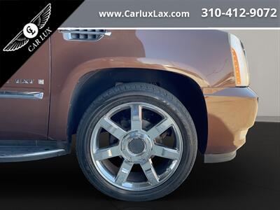 2007 Cadillac Escalade   - Photo 8 - Lennox, CA 90304