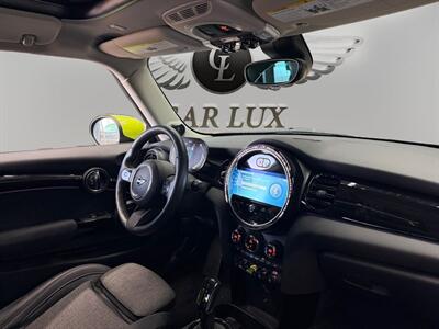 2022 MINI Hardtop 2 Door Signature Plus   - Photo 16 - Lennox, CA 90304