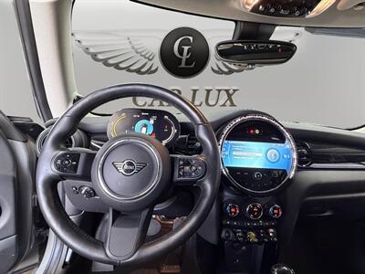 2022 MINI Hardtop 2 Door Signature Plus   - Photo 10 - Lennox, CA 90304