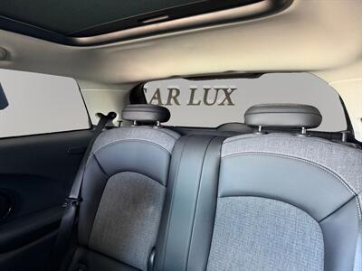 2022 MINI Hardtop 2 Door Signature Plus   - Photo 13 - Lennox, CA 90304