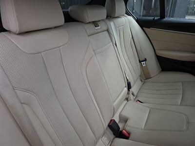 2021 BMW 530i xDrive   - Photo 16 - Lennox, CA 90304