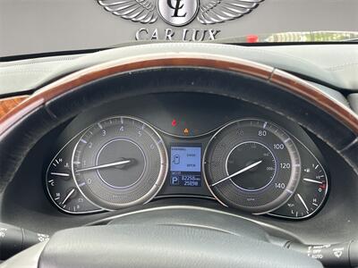 2019 INFINITI QX80 LUXE   - Photo 11 - Lennox, CA 90304