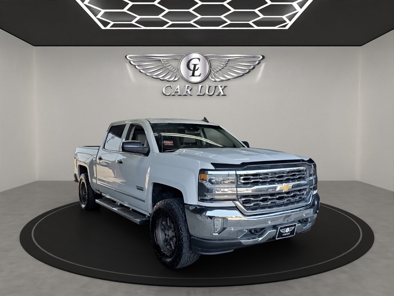 2017 Chevrolet Silverado 1500 LTZ 1LZ - Photo 1 - Lennox, CA 90304