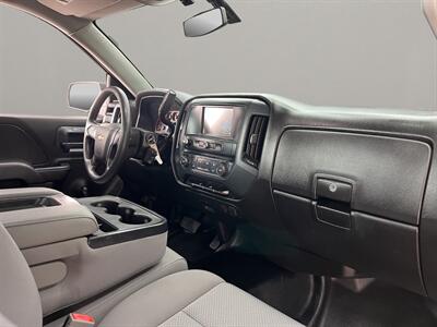 2018 Chevrolet Silverado 1500 WT   - Photo 18 - Lennox, CA 90304
