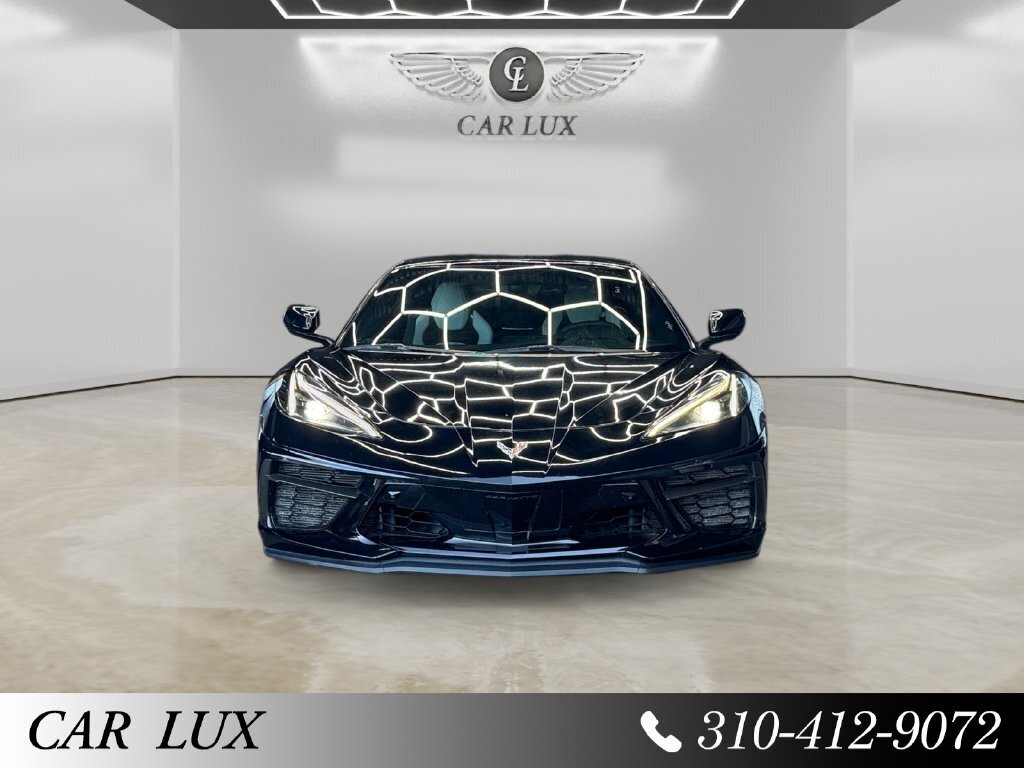 2020 Chevrolet Corvette Stingray 3LT - Photo 8 - Lennox, CA 90304