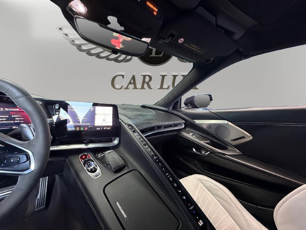 2020 Chevrolet Corvette Stingray 3LT - Photo 11 - Lennox, CA 90304
