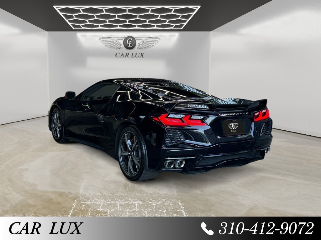 2020 Chevrolet Corvette Stingray 3LT - Photo 3 - Lennox, CA 90304