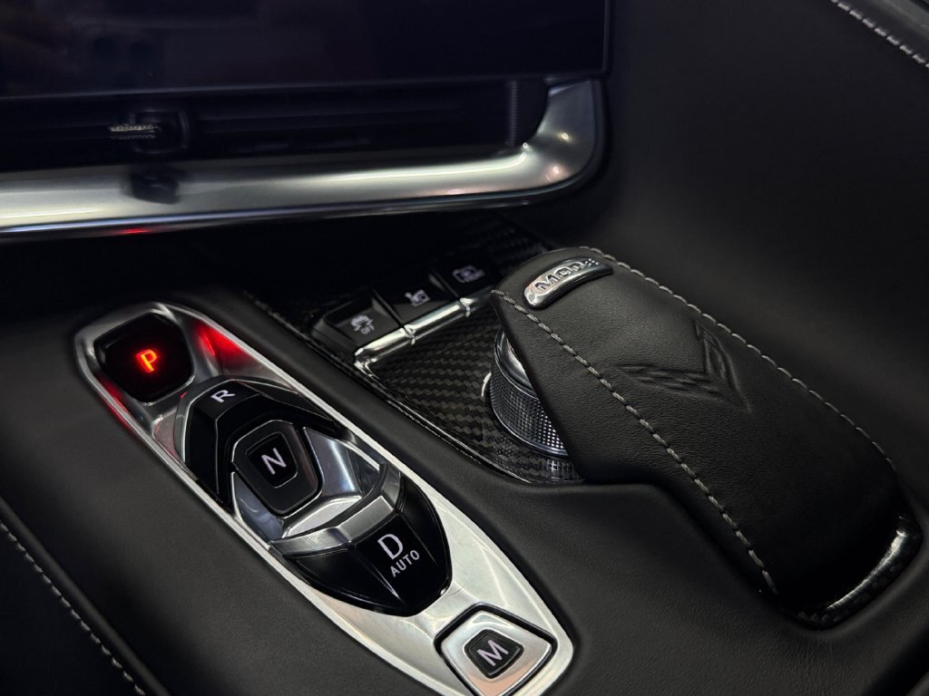 2020 Chevrolet Corvette Stingray 3LT - Photo 27 - Lennox, CA 90304