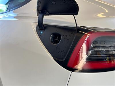 2023 Tesla Model 3   - Photo 9 - Lennox, CA 90304