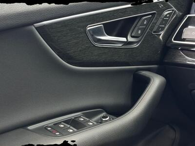 2021 Audi Q7 45 Premium quattro   - Photo 16 - Lennox, CA 90304