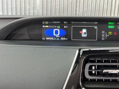 2021 Toyota Prius LE   - Photo 12 - Lennox, CA 90304