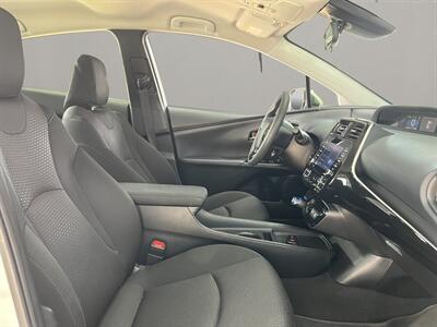 2021 Toyota Prius LE   - Photo 17 - Lennox, CA 90304