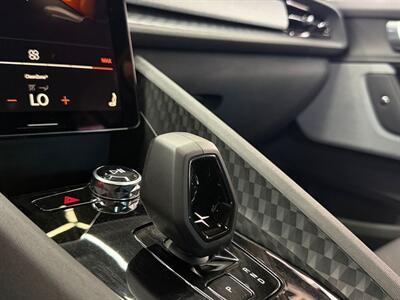 2024 Polestar 2 Long Range Dual Motor - Photo 17 - Lennox, CA 90304