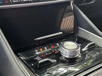 2023 Jeep Wagoneer Series III   - Photo 27 - Lennox, CA 90304