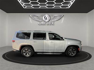 2023 Jeep Wagoneer Series III   - Photo 7 - Lennox, CA 90304