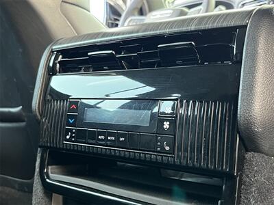 2023 Jeep Wagoneer Series III   - Photo 28 - Lennox, CA 90304