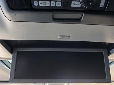 2012 Honda Odyssey Touring   - Photo 22 - Lennox, CA 90304